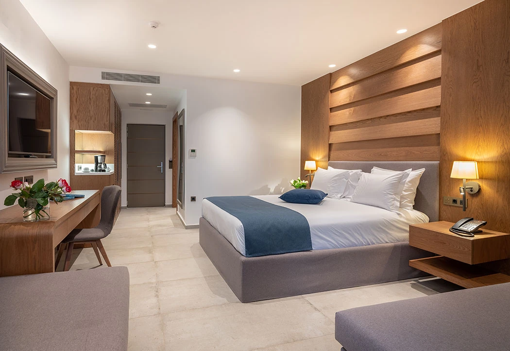 Luxury Family Room Open Plan Sea View · Nana Golden Beach