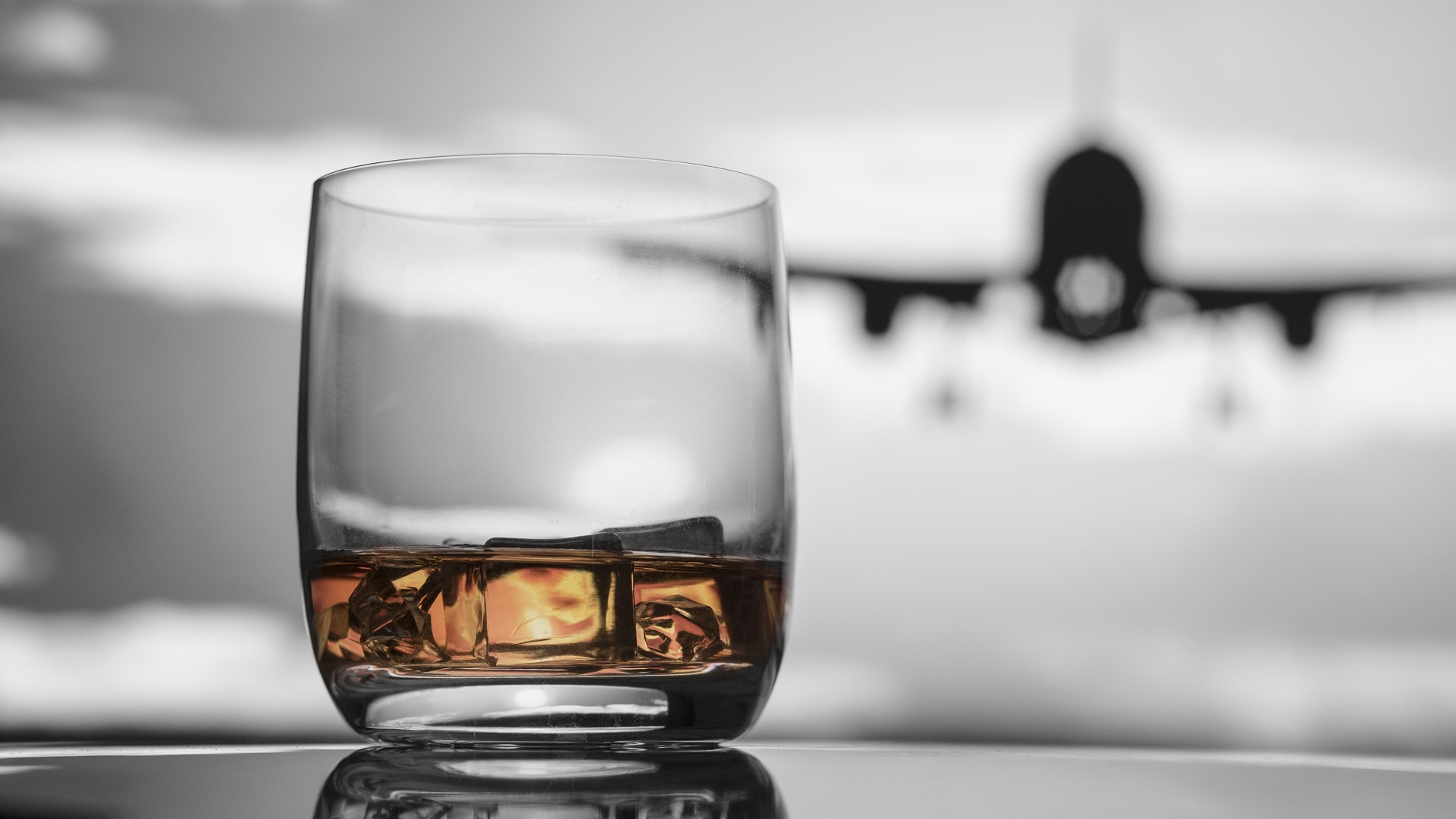 Premium drinks and private lounge