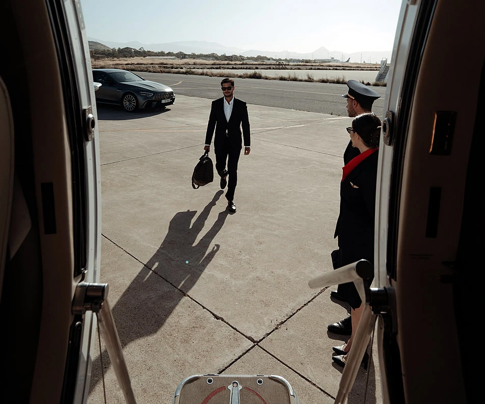 VIP services · Nana Royal